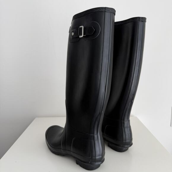 Hunter Original Tall Boots Womens 8 Black Matte Rain Waterproof Rubber Buckle 39 - Picture 8 of 11